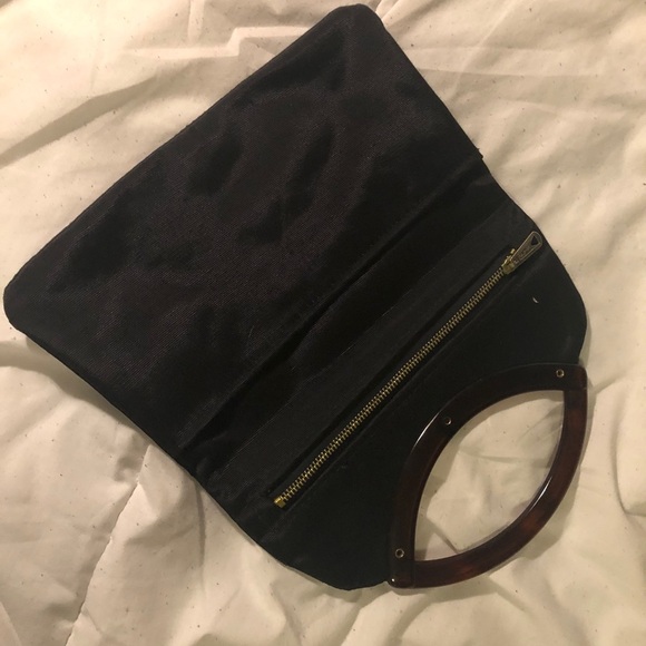 Giorini Clutch - Picture 8 of 10